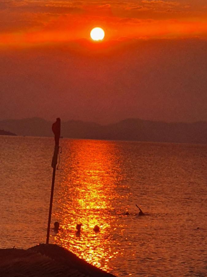Stunning In With Seaview And Pool Apartment Oludeniz