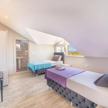 Stunning Suite In Oeluedeniz With Seaview And Pool Exterior photo