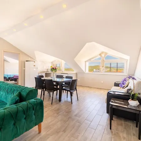 Stunning Suite In Oeluedeniz With Seaview And Pool Exterior photo