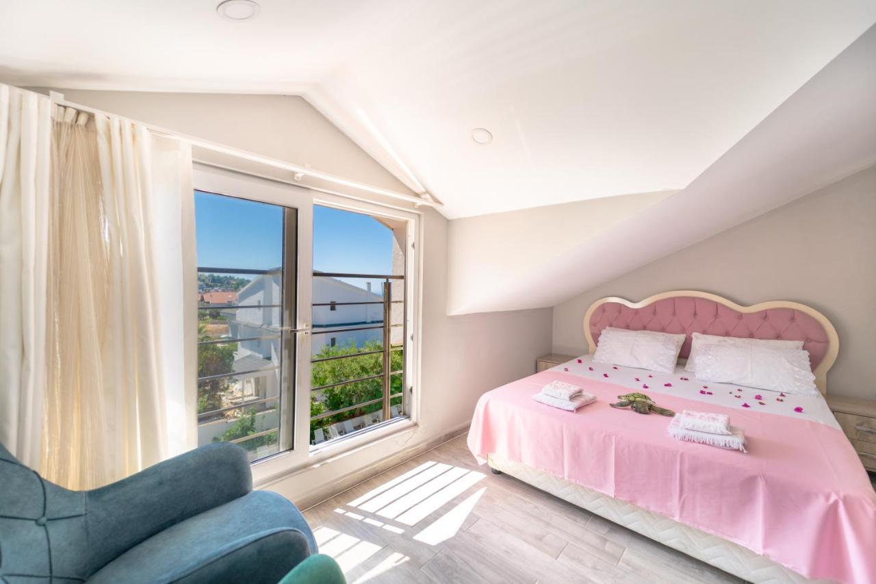 Stunning In With Seaview And Pool Appartement *