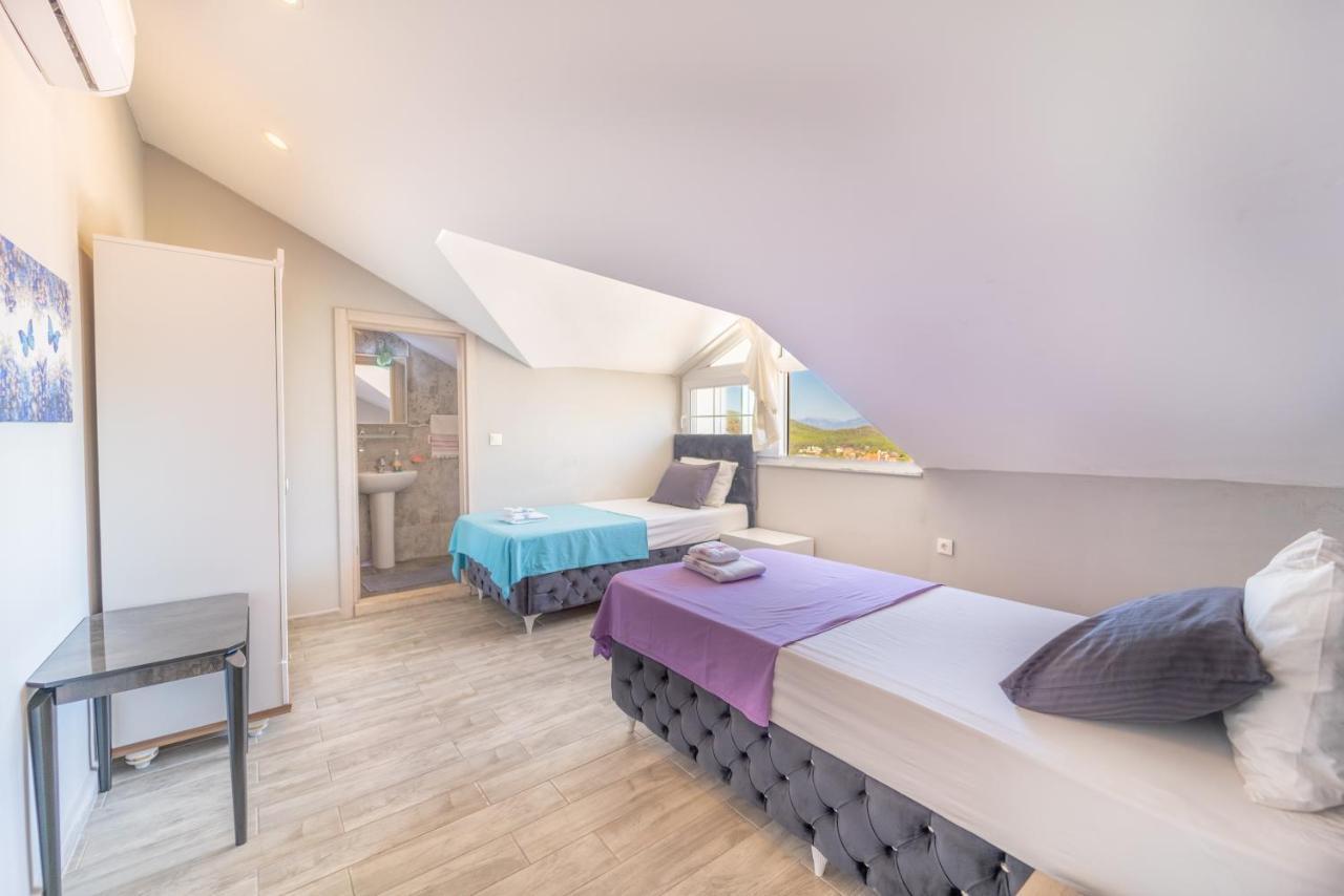 Appartement Stunning In With Seaview And Pool